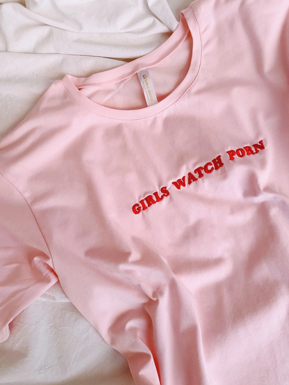 tshirt gwp baby pink haft