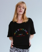 czarny-t-shirt-z-haftem-girls-watch-porn-3.jpg