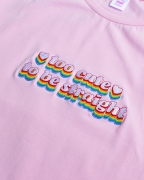 tshirt-sasha-różowy-too-cute-to-be-straight-gwp-brand-2.jpg