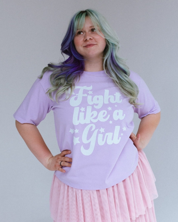 liliowy-tshirt-sasha-fight-like-a-girl-gwp-brand-3.jpg