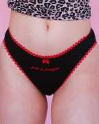 czarne-majtki-dolce-pret-a-manger-gwp-brand-1.jpg