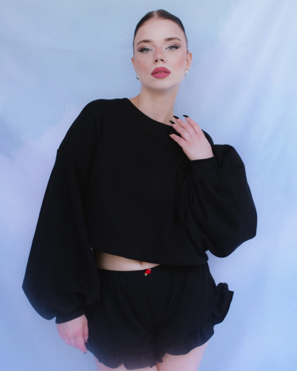 czarna-bluza-crop-madame-gwp-soft-2.jpg