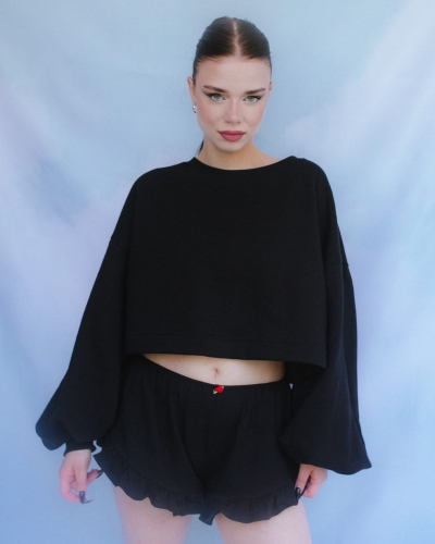 czarna-bluza-crop-madame-gwp-soft-3.jpg