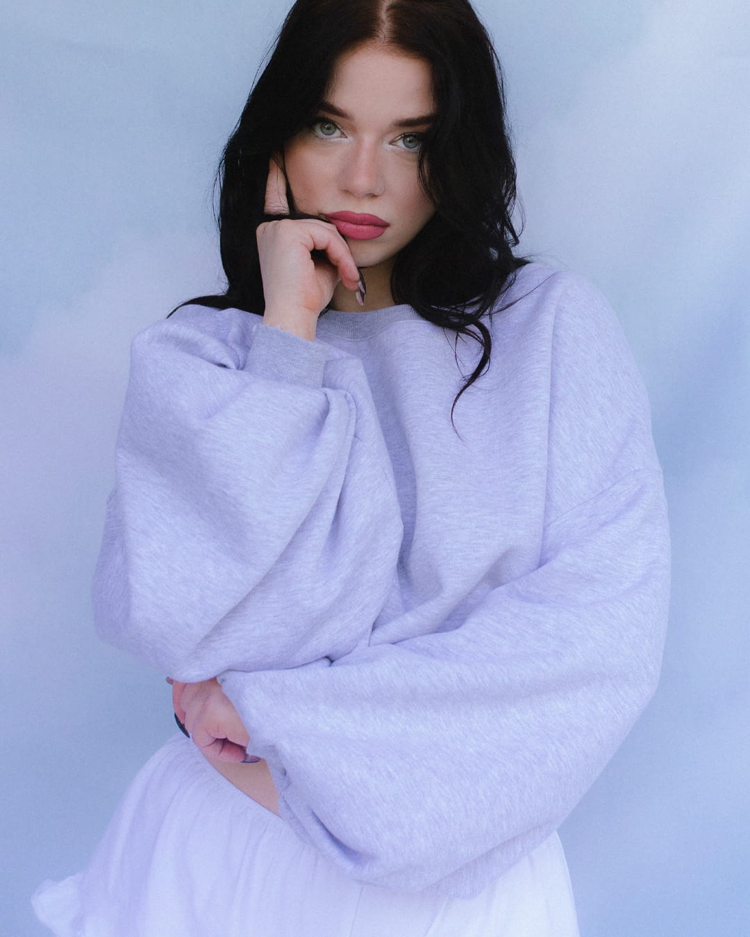 szara-bluza-crop-madame-gwp-soft-1.jpg