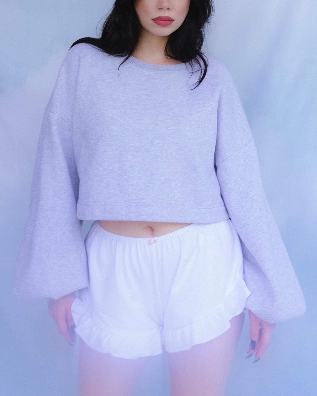 szara-bluza-crop-madame-gwp-soft-3.jpg
