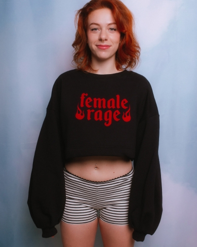 czarna-bluza-crop-madame-female-rage-gwp-brand-2.jpg