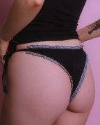 czarne-majtki-kiki-doll-gwp-brand-3.jpg