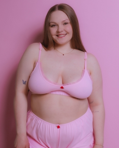 rozowy-top-katrin-z-czerwona-rozyczka-gwp-brand-1.jpg
