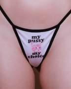 biale-majtki-stringi-eden-my-pussy-my-choice-gwp-brand-3.jpg