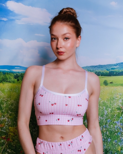 top-kapielowy-candy-poziomki-krateczka-gwp-brand-3.jpg
