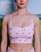 top-kapielowy-candy-poziomki-krateczka-gwp-brand-2.jpg