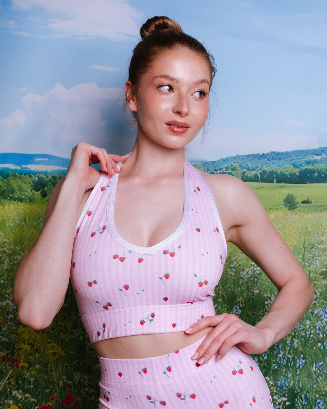 top-kapielowy-vera-poziomki-krateczka-gwp-brand-1.jpg