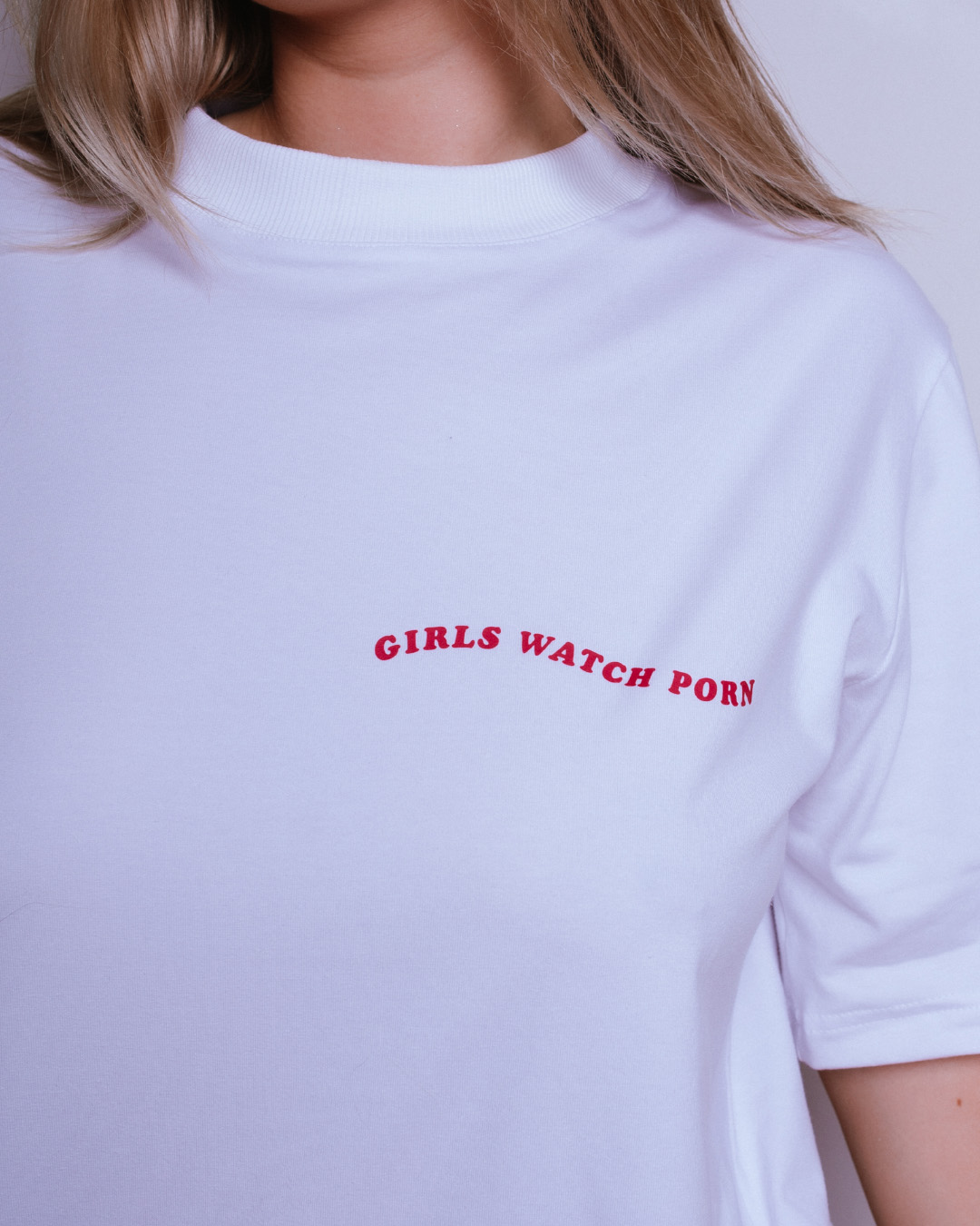 bialy-tshirt-gala-gwp2026-gwp-brand-4.jpg