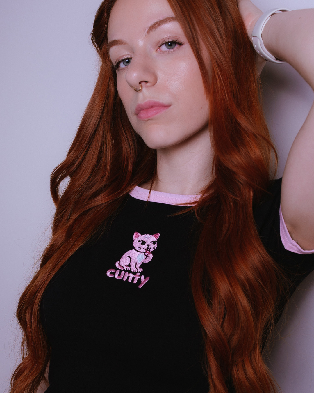 czarny-tshirt-gaya-z-haftem-cunty-kotek-gwp-brand-3.jpg