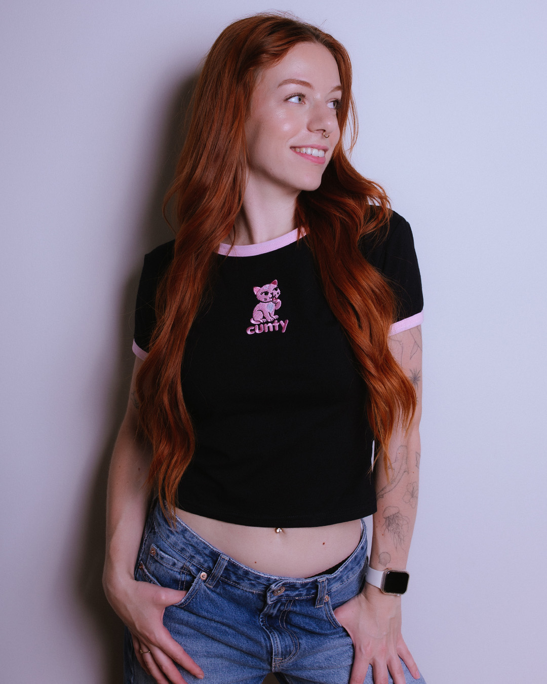 czarny-tshirt-gaya-z-haftem-cunty-kotek-gwp-brand-4.jpg